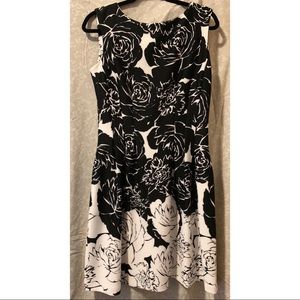 Neiman Marcus Black & White Rose Design Dress